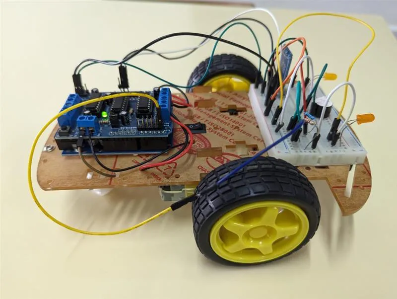 Carro Bluetooth com Arduino
